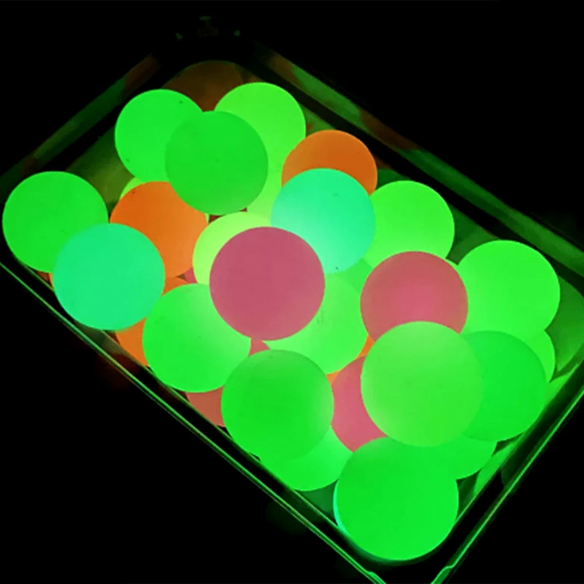 Fluorescence Luminous Sticky Ball In The Dark Party Decor High Bounce Glowing Stress Ball Kids Gift Anxiety Toy Home Party Decor